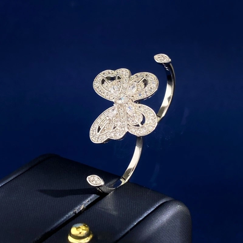 ZipUp Debeers Earrings 208082