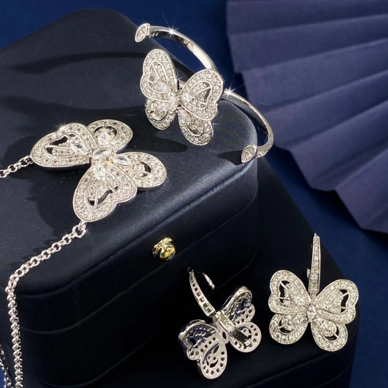 ZipUp Debeers Earrings 208082