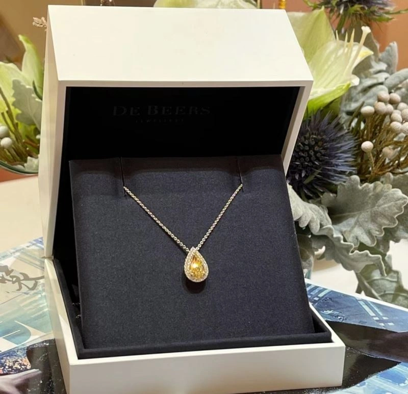 Bright Debeers Necklaces 213984