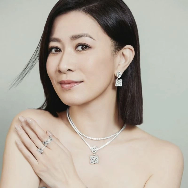 Lightweight Debeers Necklaces 214644