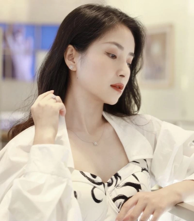 Debeers Necklaces OnTrend 214617