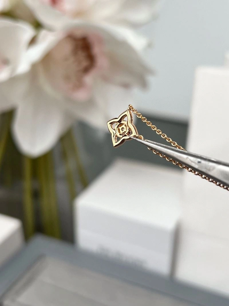 Debeers Necklaces Modern 212646