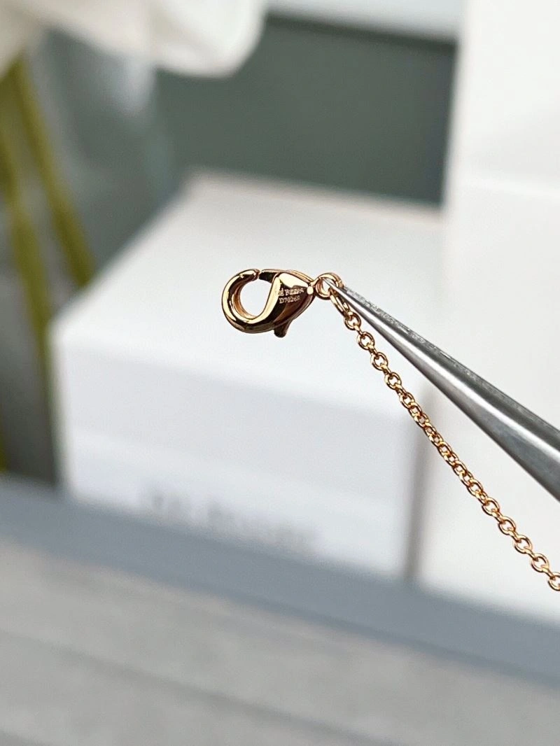 Debeers Necklaces Modern 212646