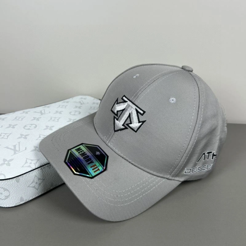 Classic Descente Caps 259035