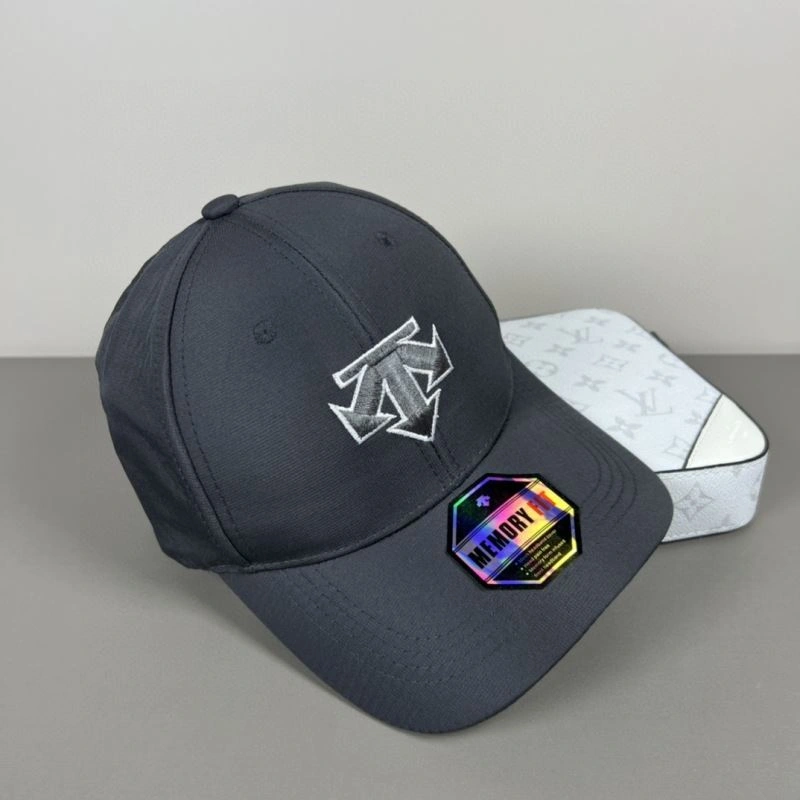 Classic Descente Caps 259035