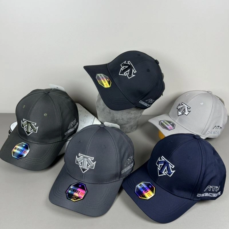 Classic Descente Caps 259035