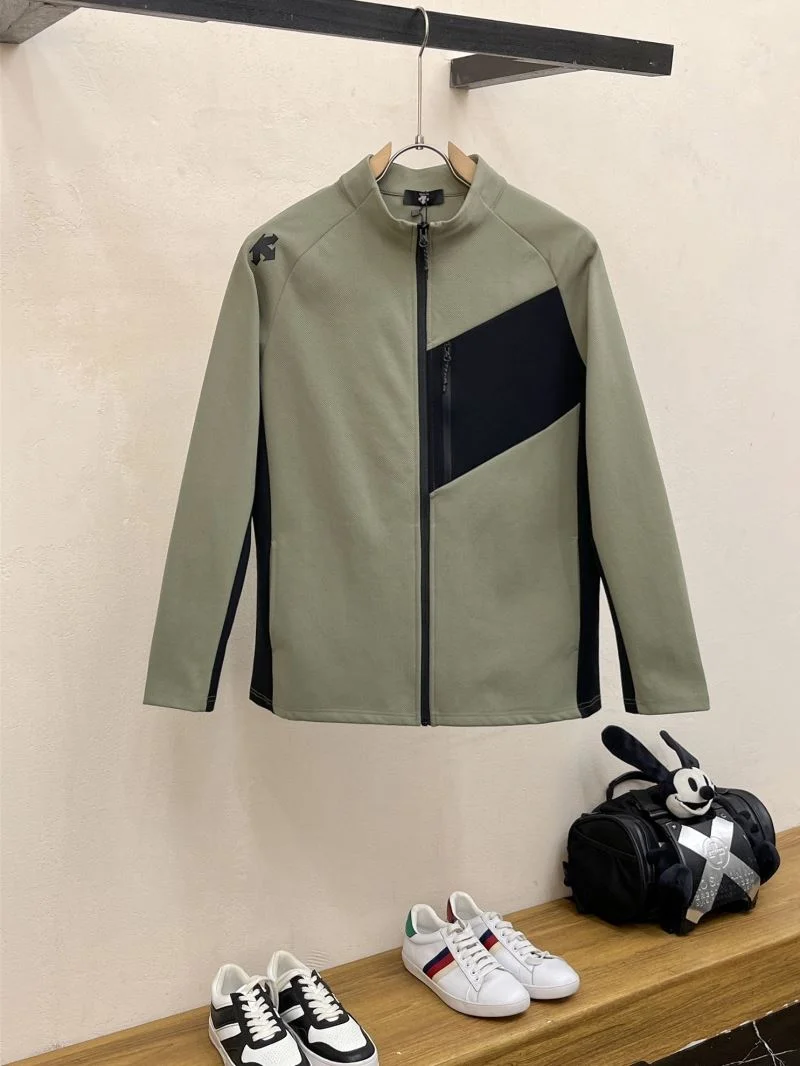 MoistureWicking Descente Outwear 162996