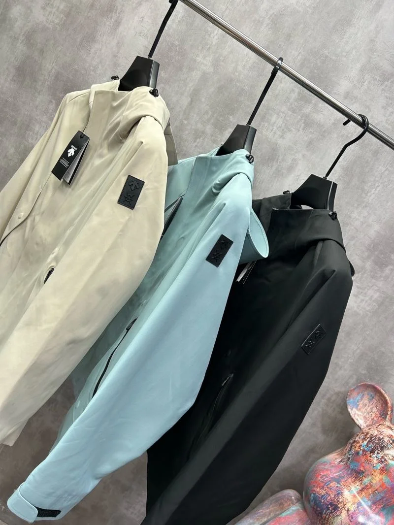 SportInspired Descente Outwear 162989