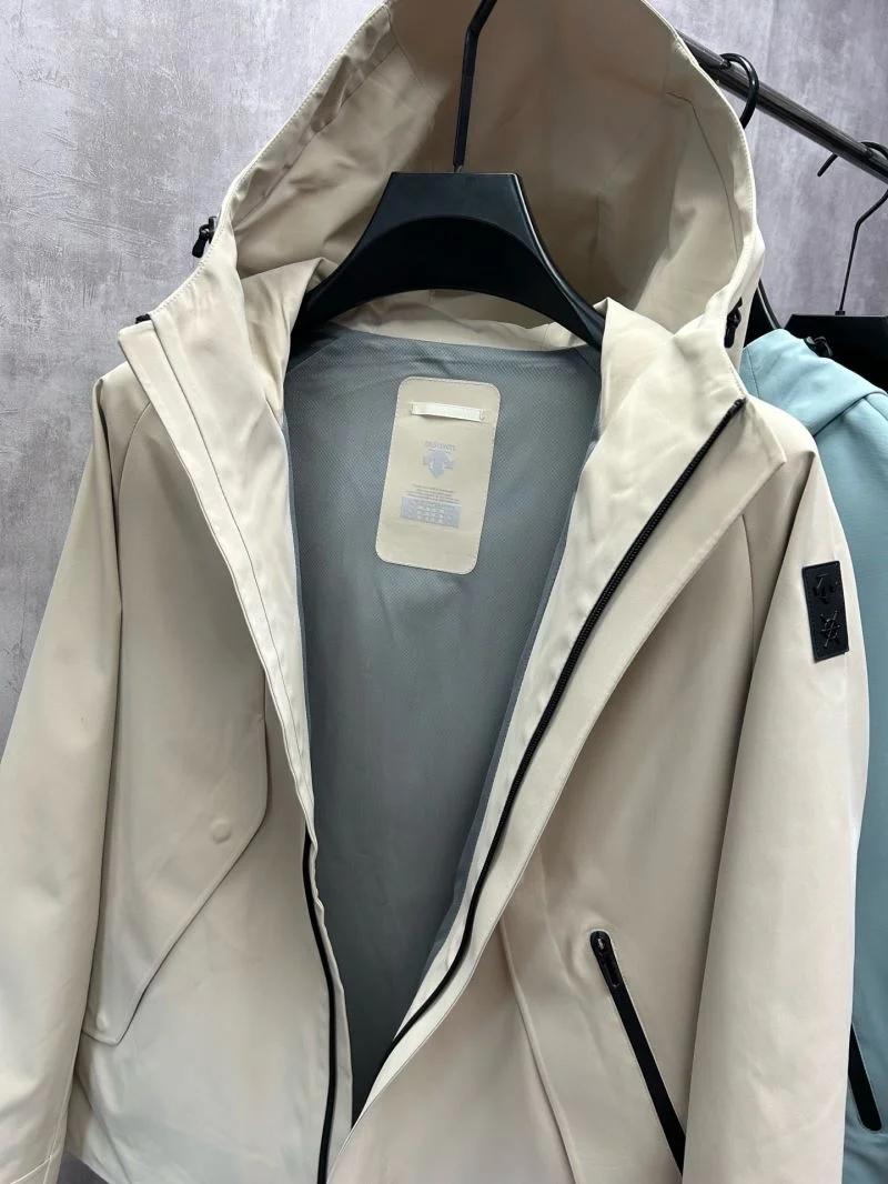 SportInspired Descente Outwear 162989