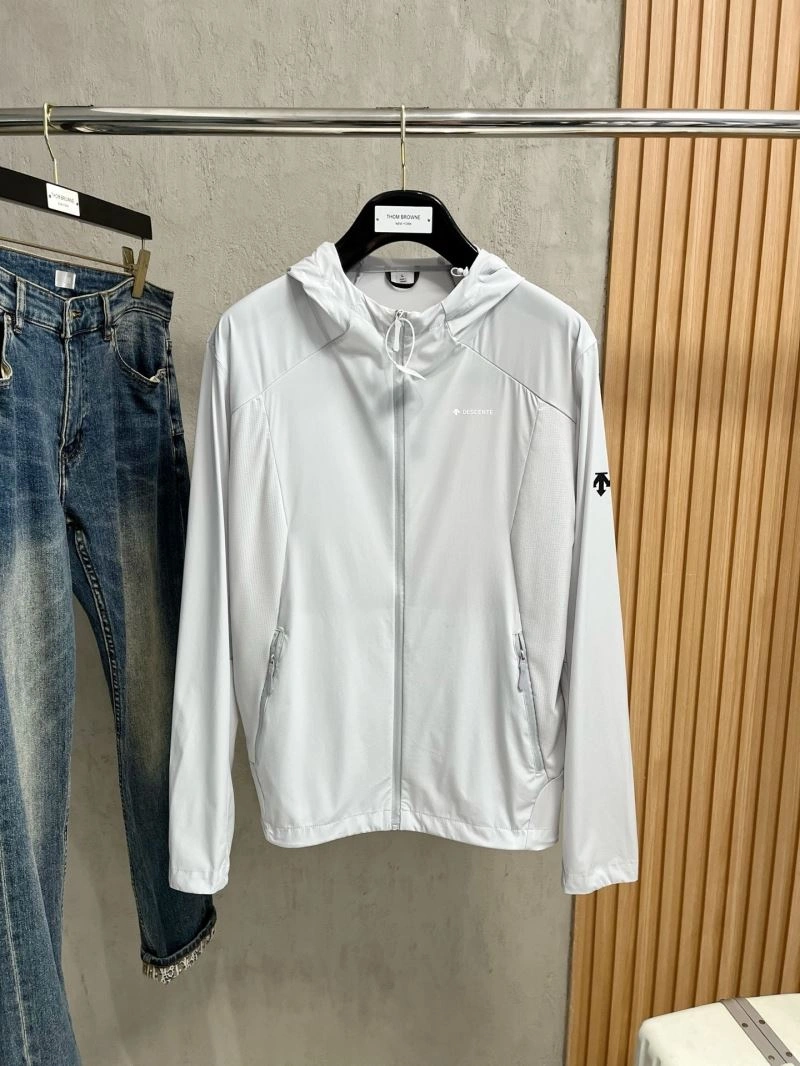 Descente Outwear Minimalist 161903