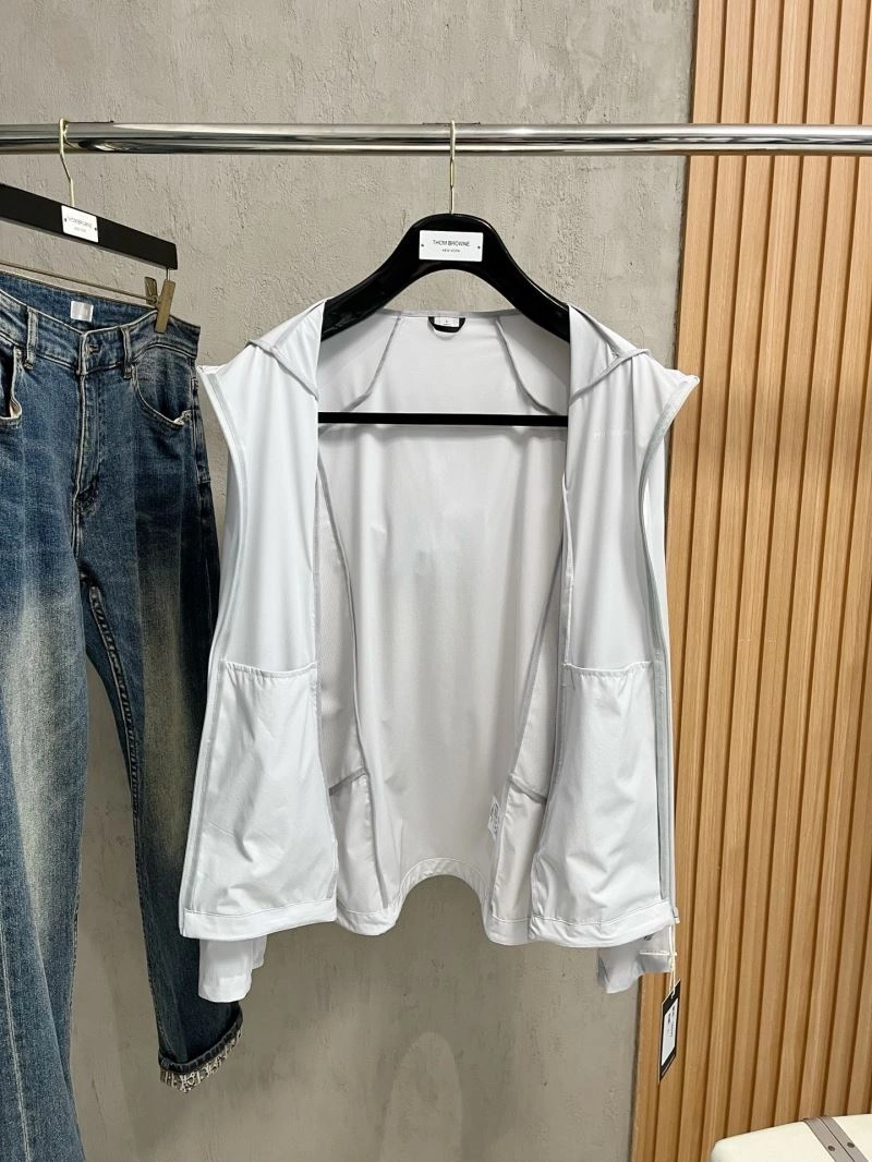 Descente Outwear Minimalist 161903