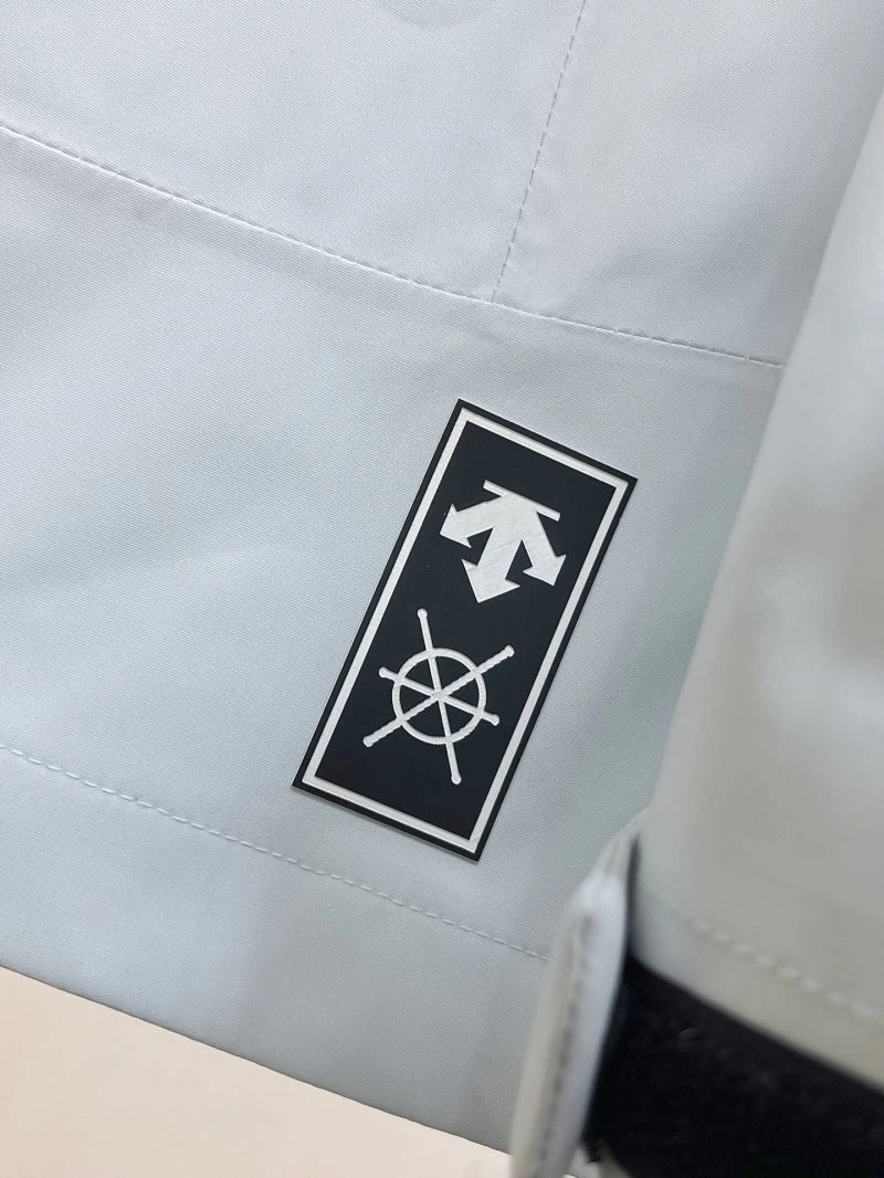 Contemporary Descente Outwear 161896
