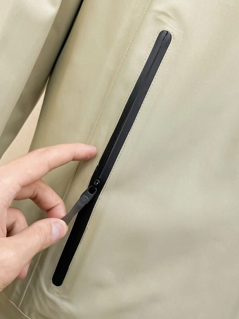 DailyWear Descente Outwear 161895
