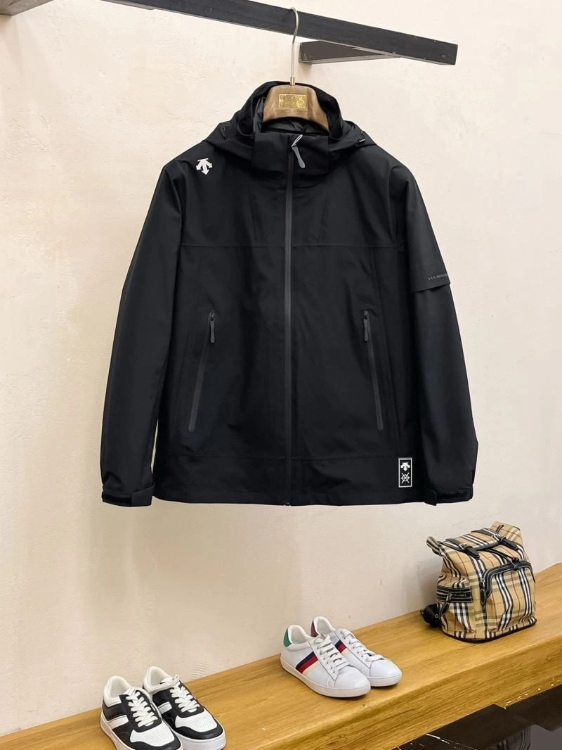 MoistureWicking Descente Outwear 161890