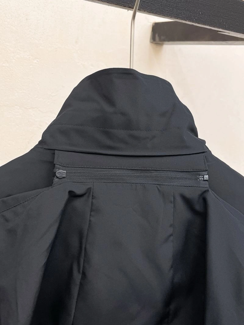 MoistureWicking Descente Outwear 161890