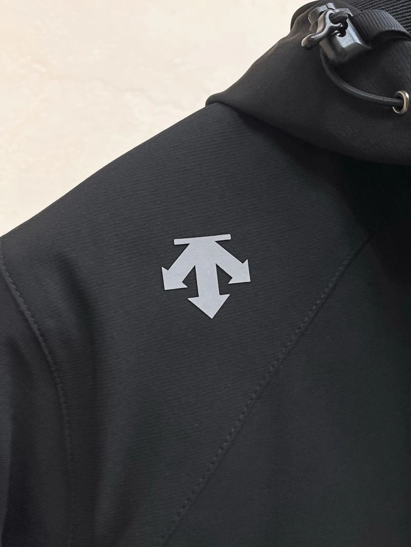 Elegant Descente Outwear 161892