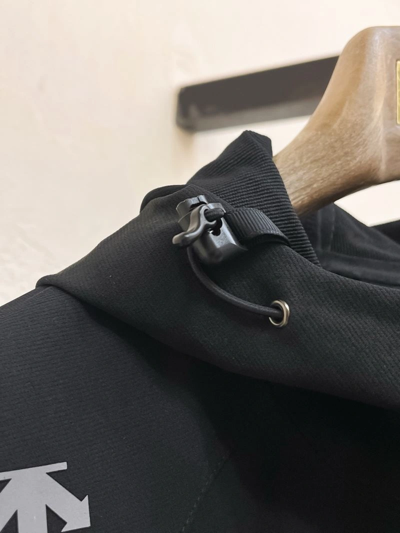 Elegant Descente Outwear 161892