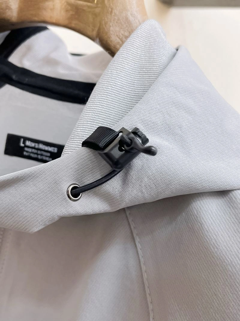 Breathable Descente Outwear 161916