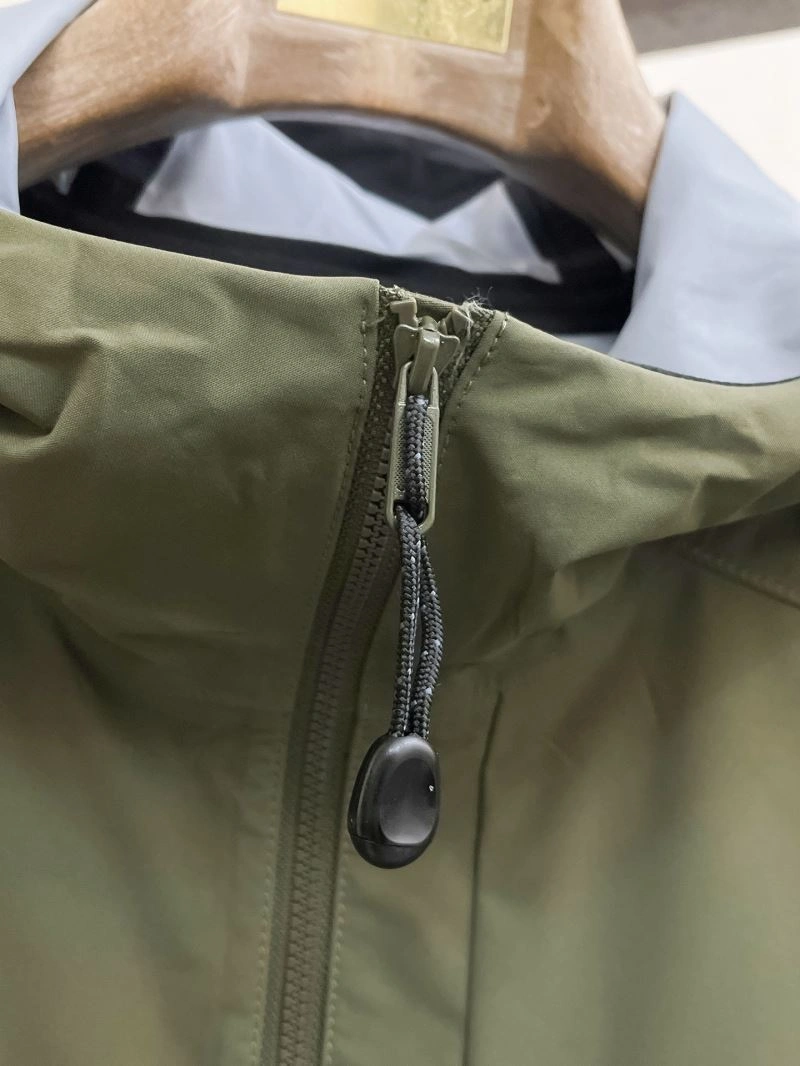 UrbanStyle Descente Outwear 161881