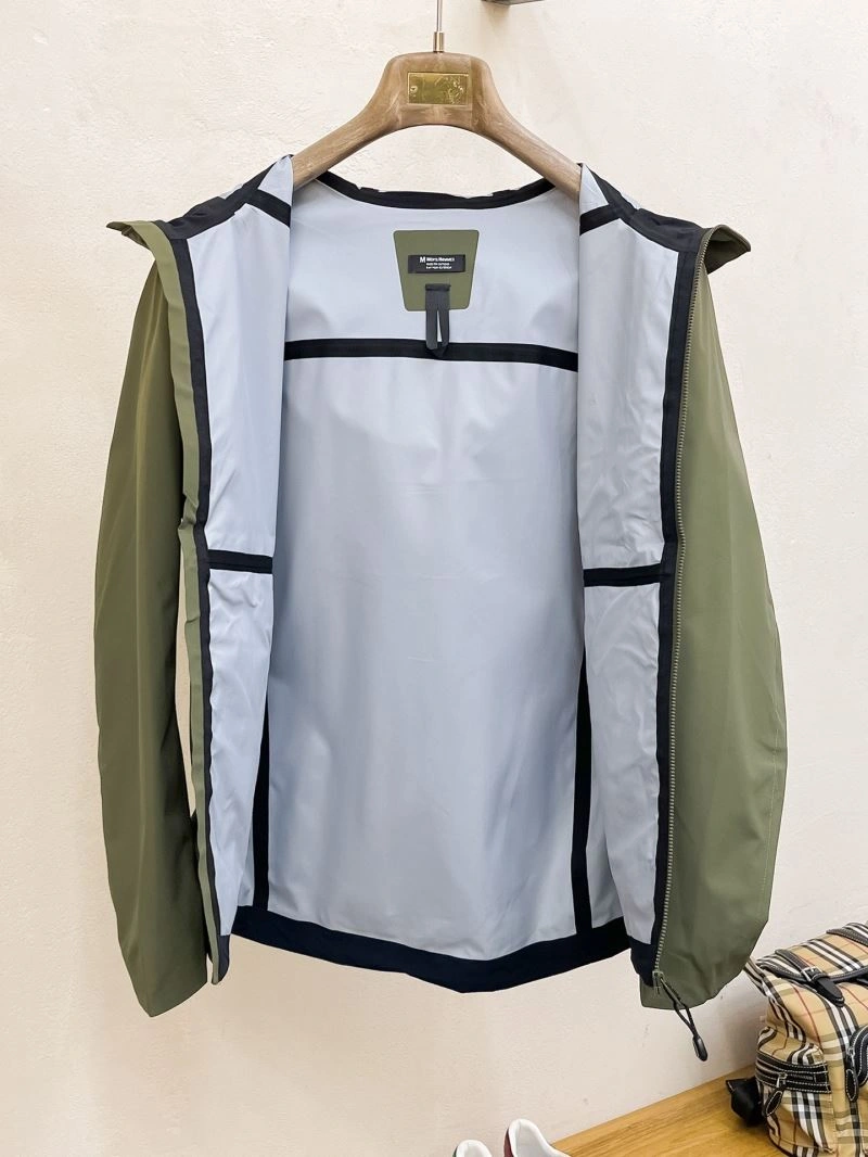 UrbanStyle Descente Outwear 161881