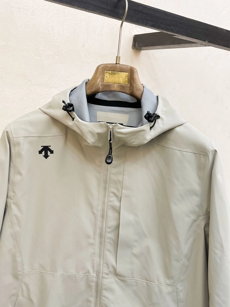 QuickDry Descente Outwear 161880