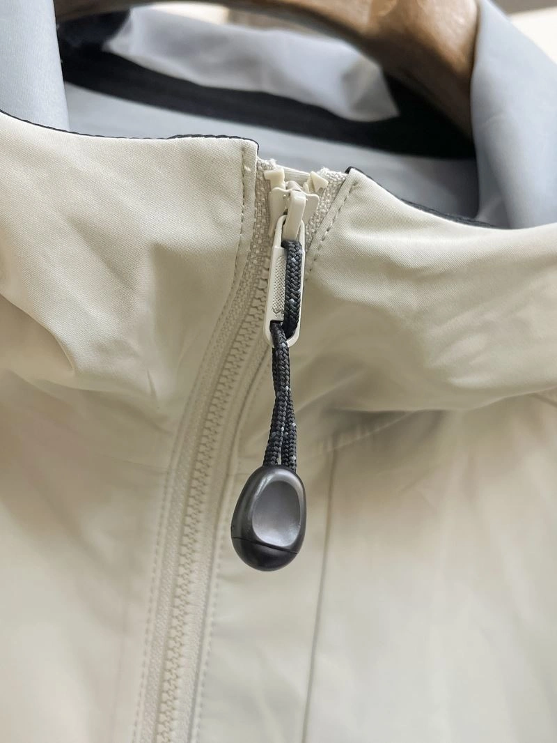 QuickDry Descente Outwear 161880