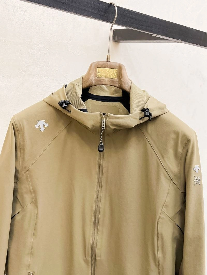 WeatherProof Descente Outwear 161879