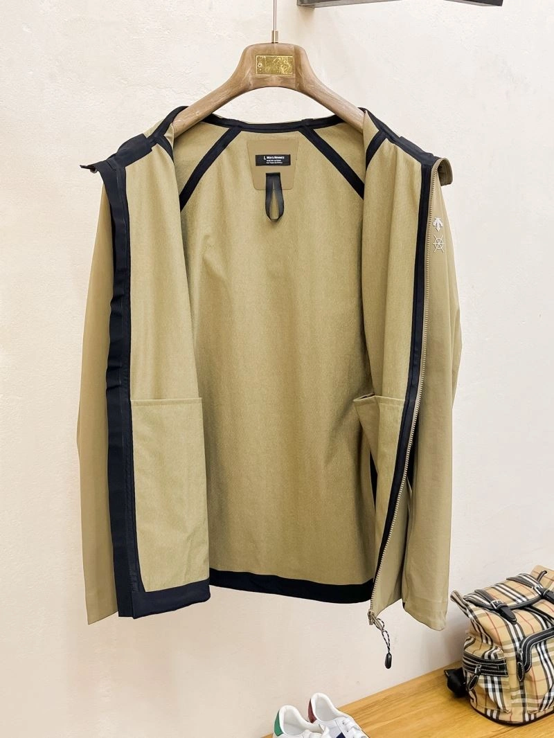WeatherProof Descente Outwear 161879