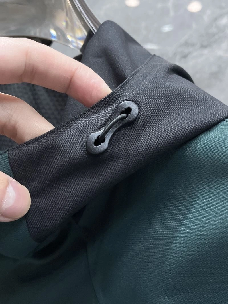 Descente Outwear Durable 161877