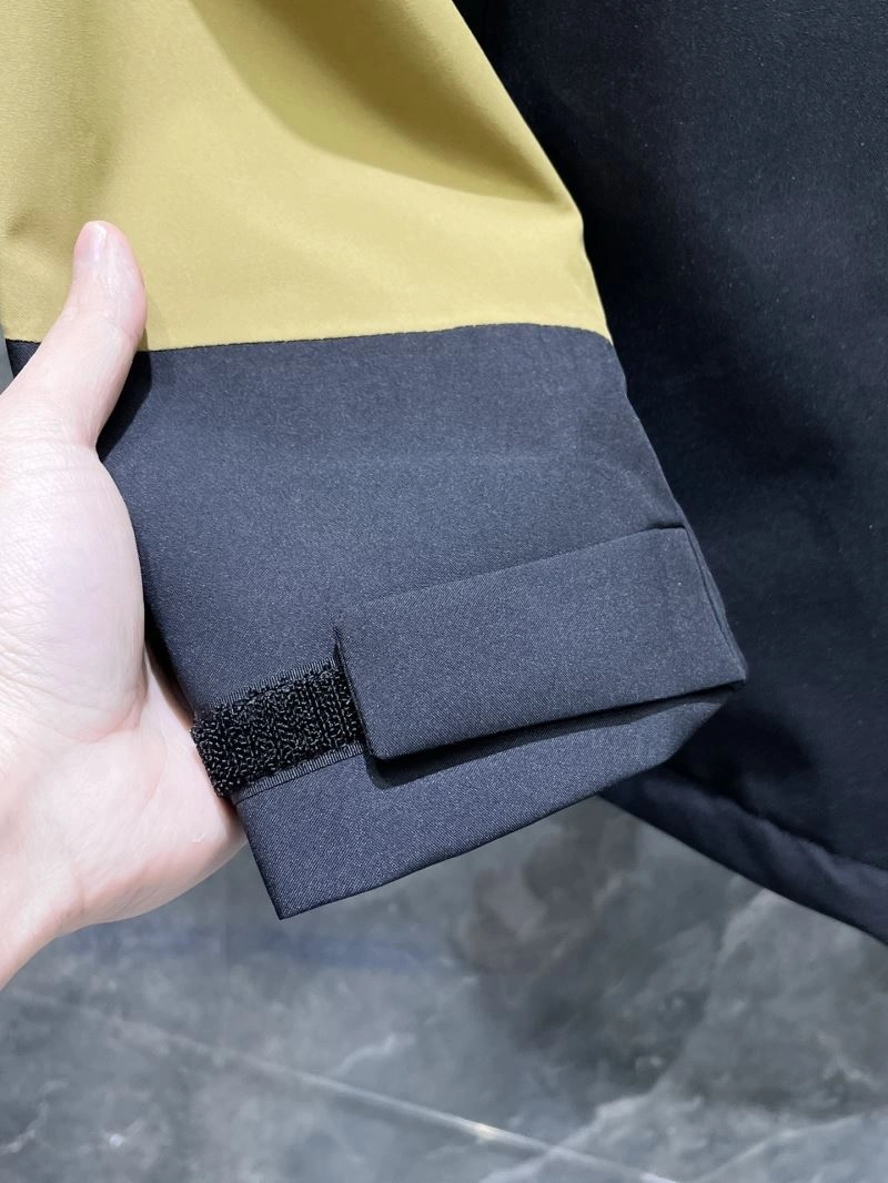 Descente Outwear WeatherProof 161910