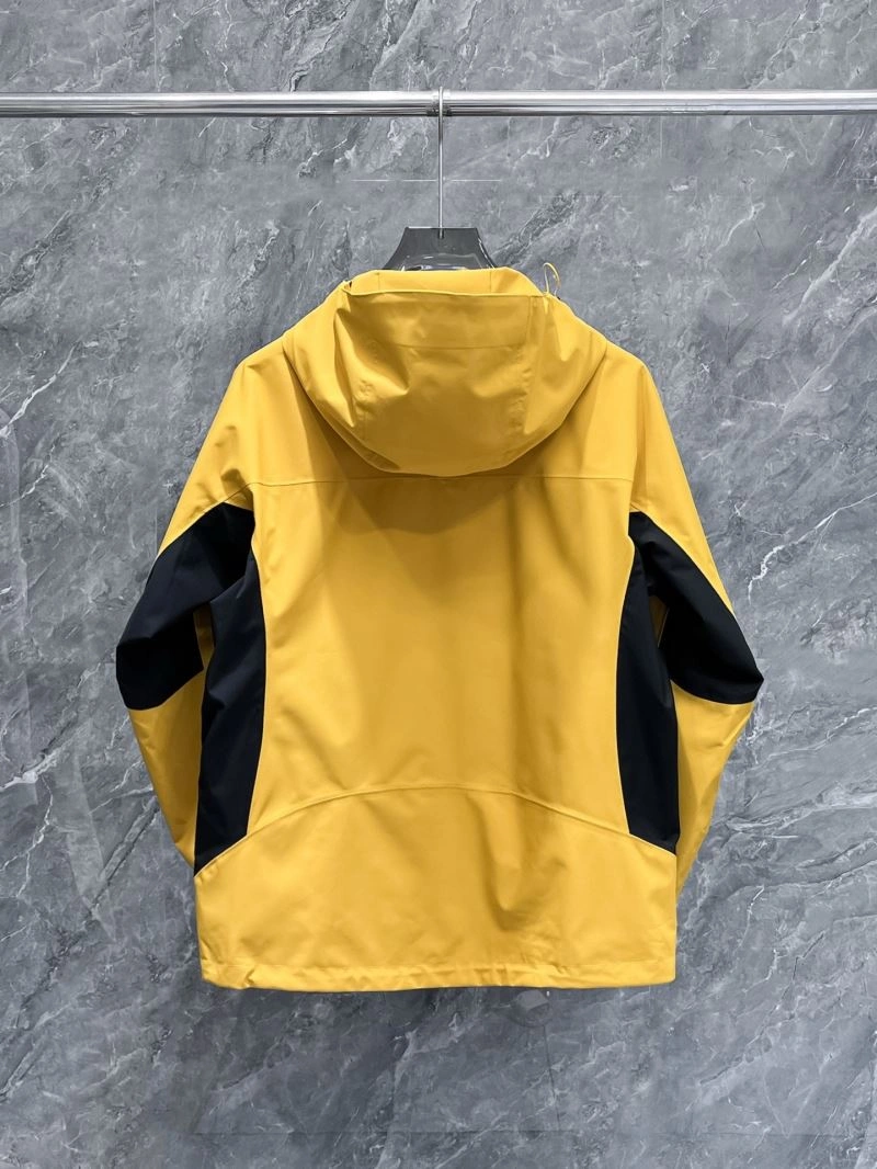Descente Outwear Comfortable 161874