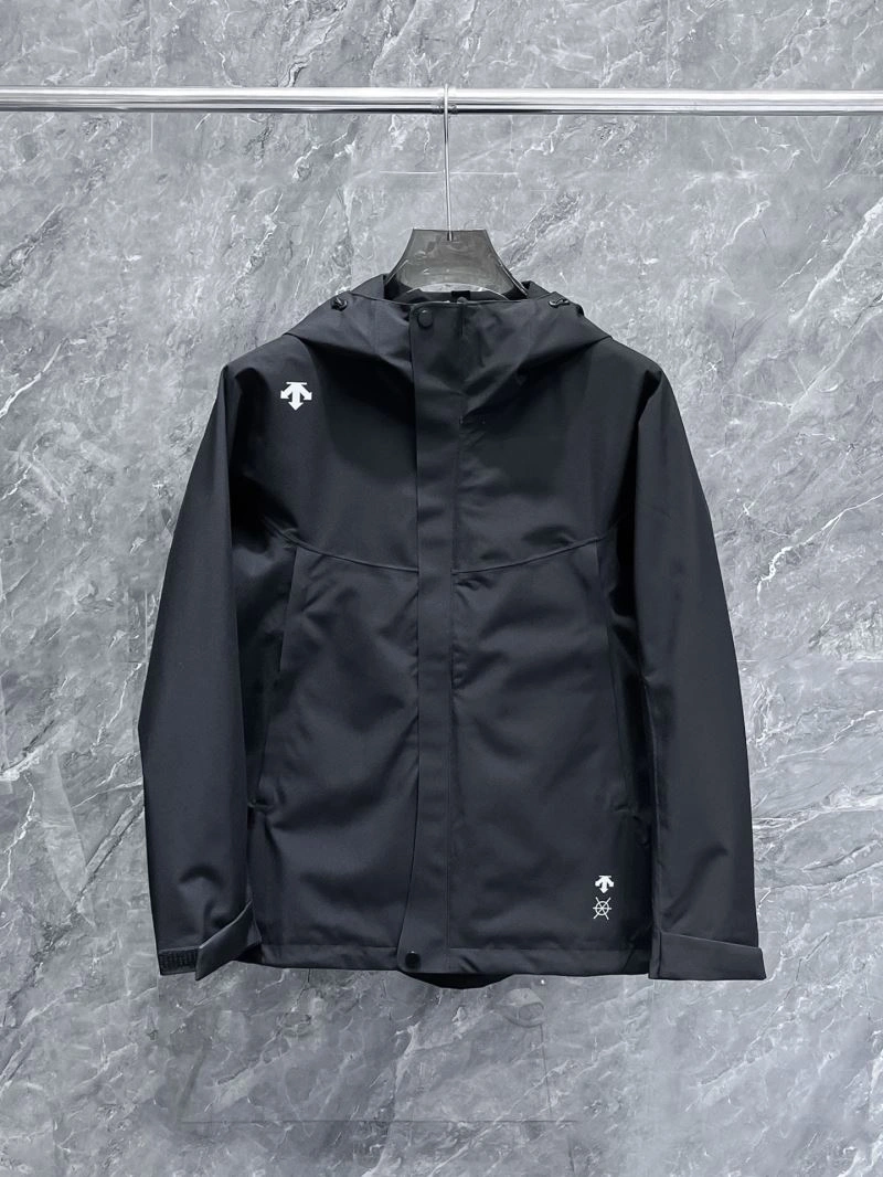 Contemporary Descente Outwear 161875