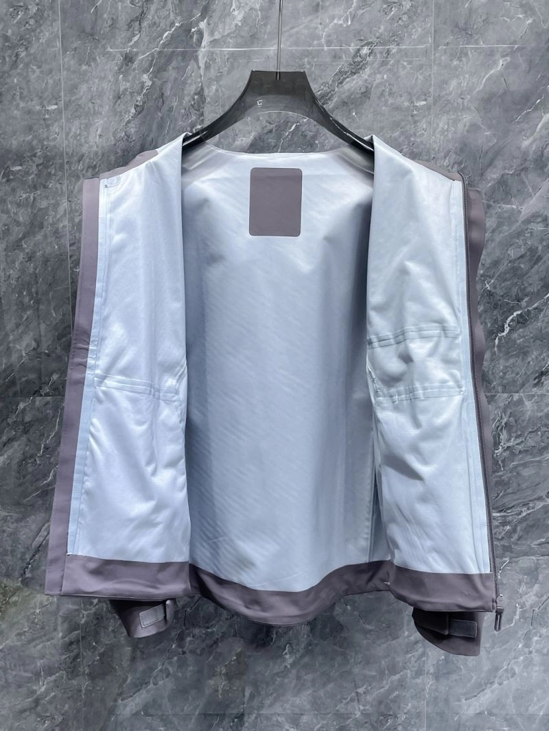 Trendy Descente Outwear 161872
