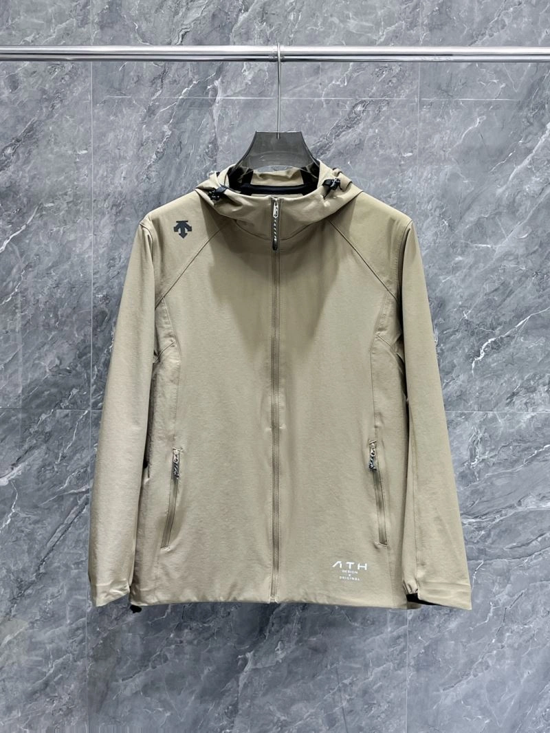 Effortless Descente Outwear 161868