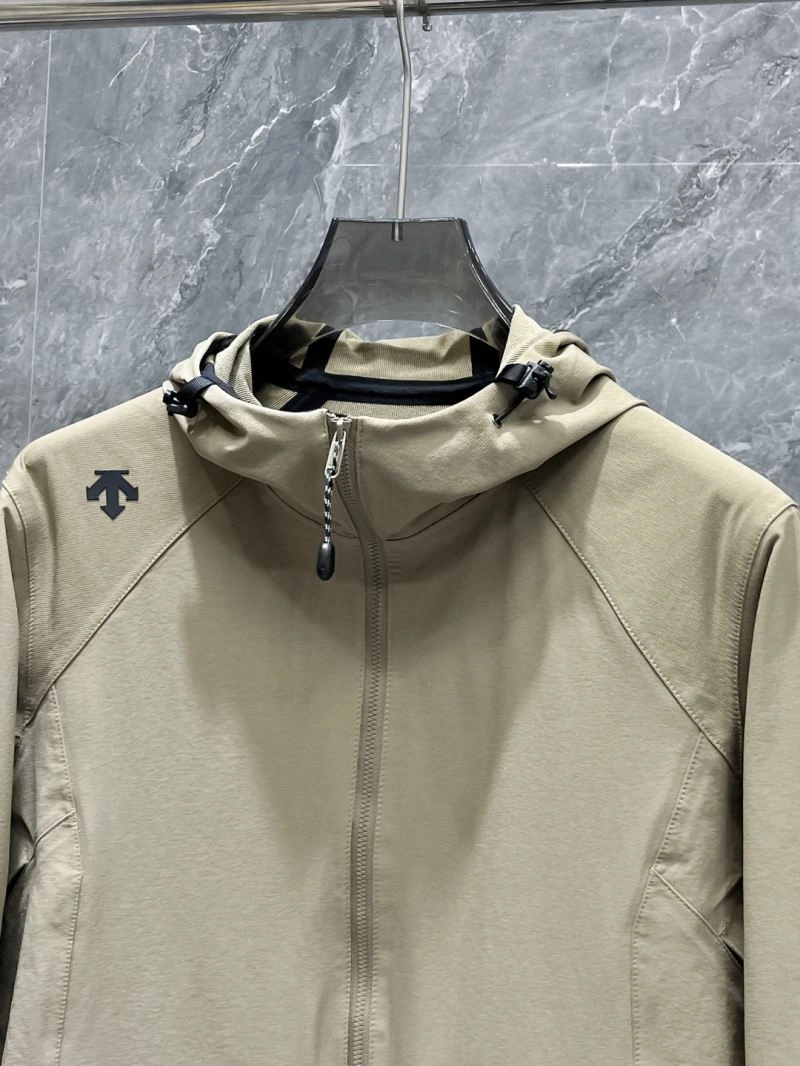 Effortless Descente Outwear 161868