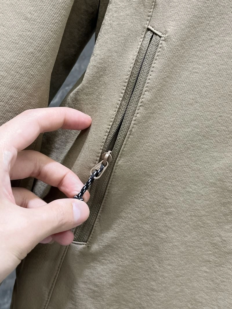 Effortless Descente Outwear 161868