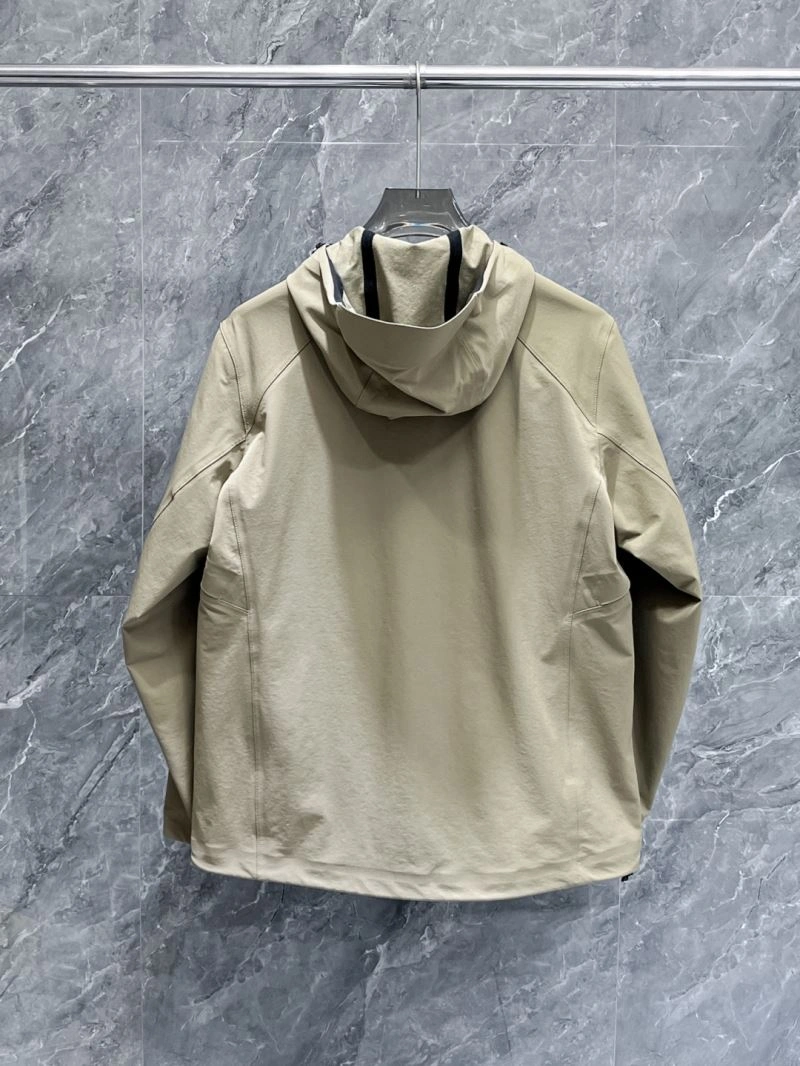 Effortless Descente Outwear 161868