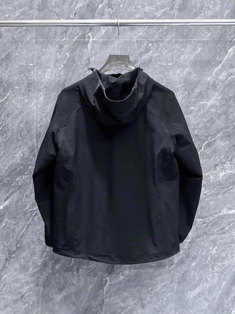 Tailored Descente Outwear 161865