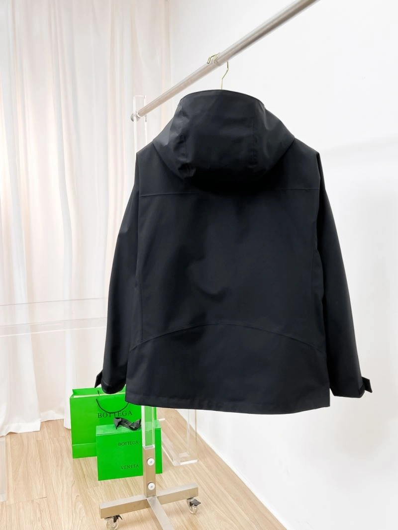 Elegant Descente Outwear 161900