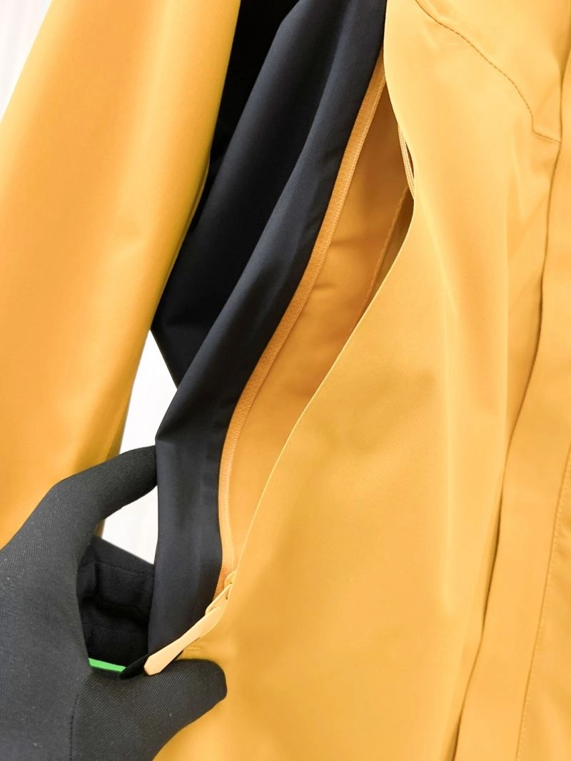 Elegant Descente Outwear 161864