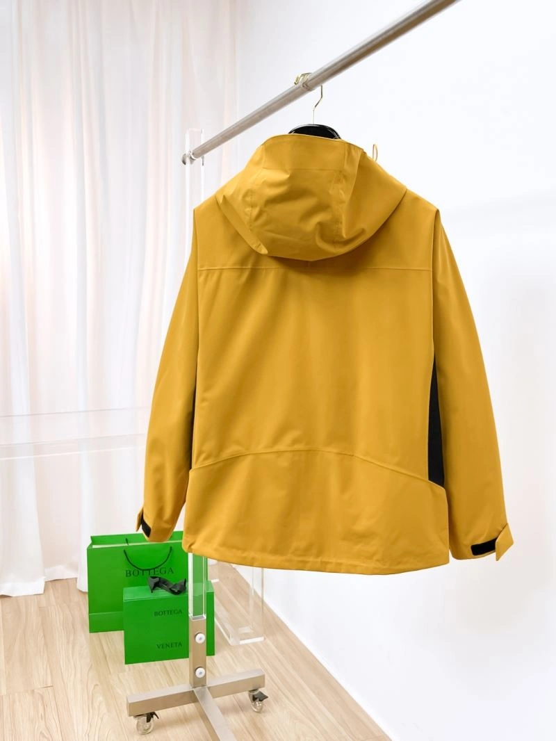 Elegant Descente Outwear 161864