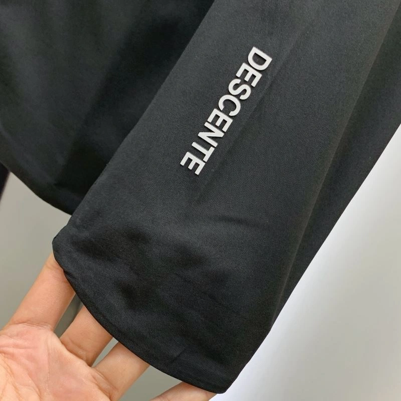 Comfortable Descente Outwear 161862