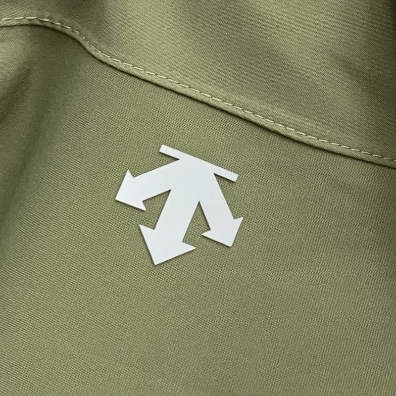 HighQuality Descente Outwear 161860