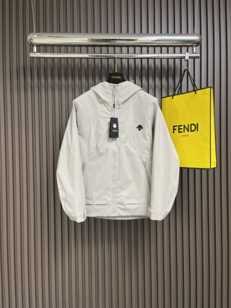 Premium Descente Outwear 160836