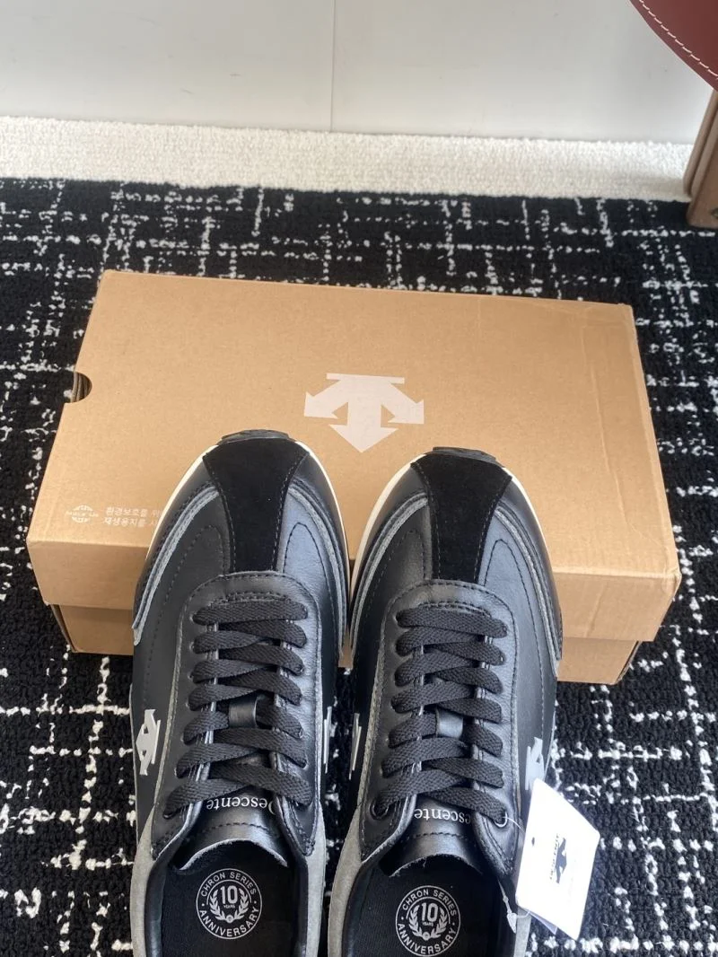Descente Shoes Packable 12555