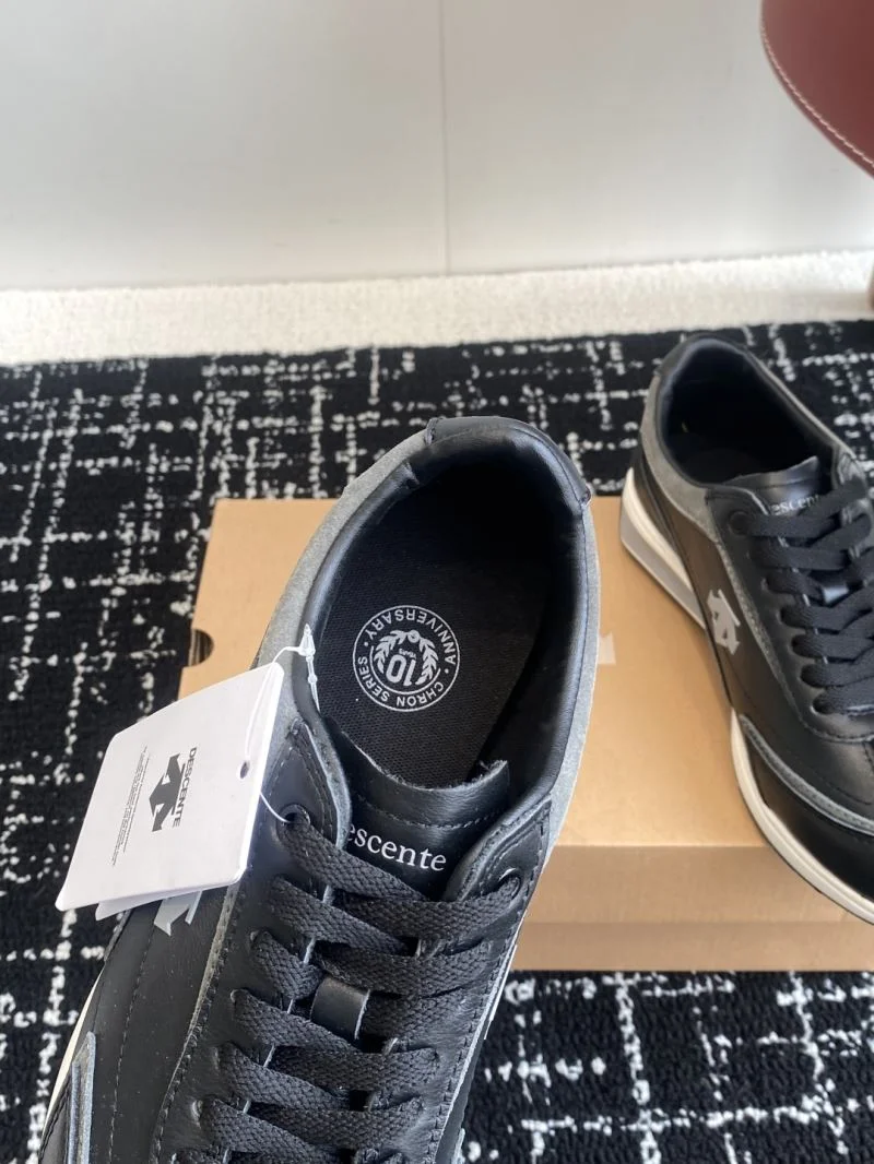 Descente Shoes Packable 12555