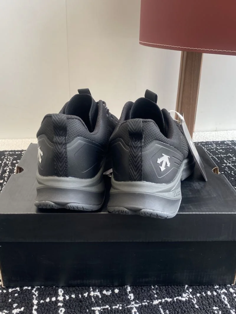 Descente Shoes BestValue 6535
