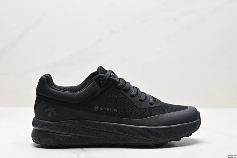 Descente Shoes Stretchable 3646