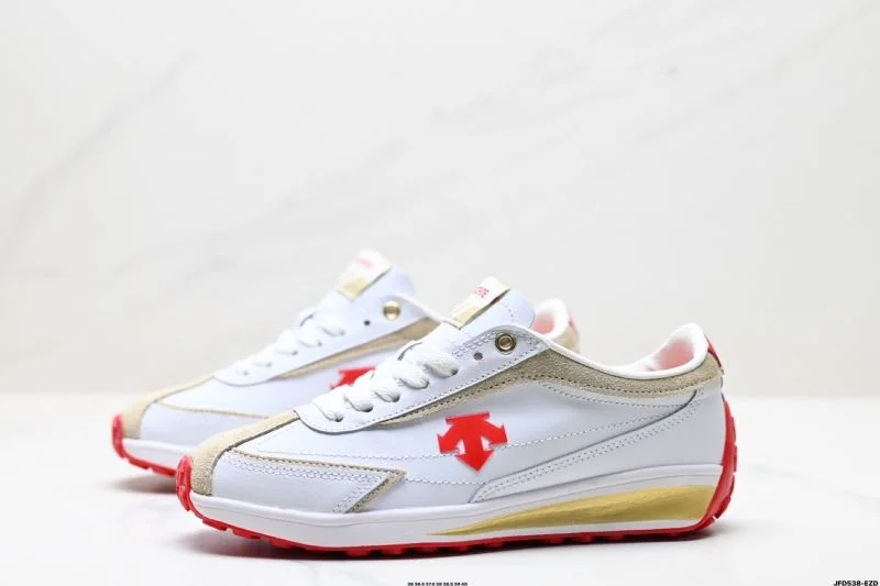 Descente Shoes Affordable 3569