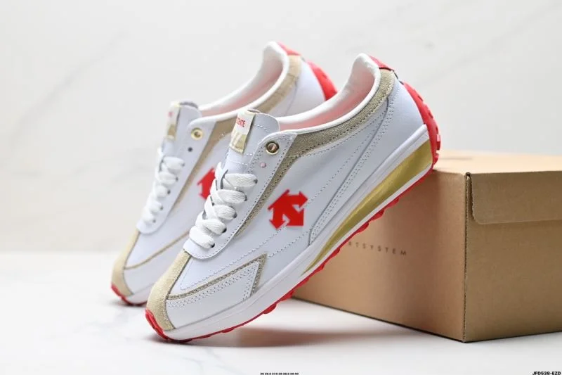 Descente Shoes Affordable 3569